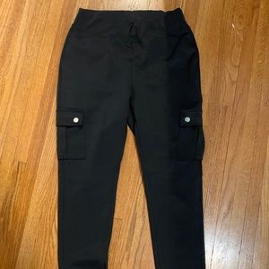 Black skinny pants